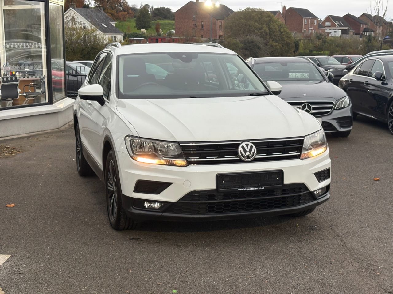 2019 VOLKSWAGEN TIGUAN 2.0 TDI SE Navigation SUV 5dr Diesel Manual Euro 6 (s/s) (150 ps) - vehicle photo 4 for sale on PureCar
