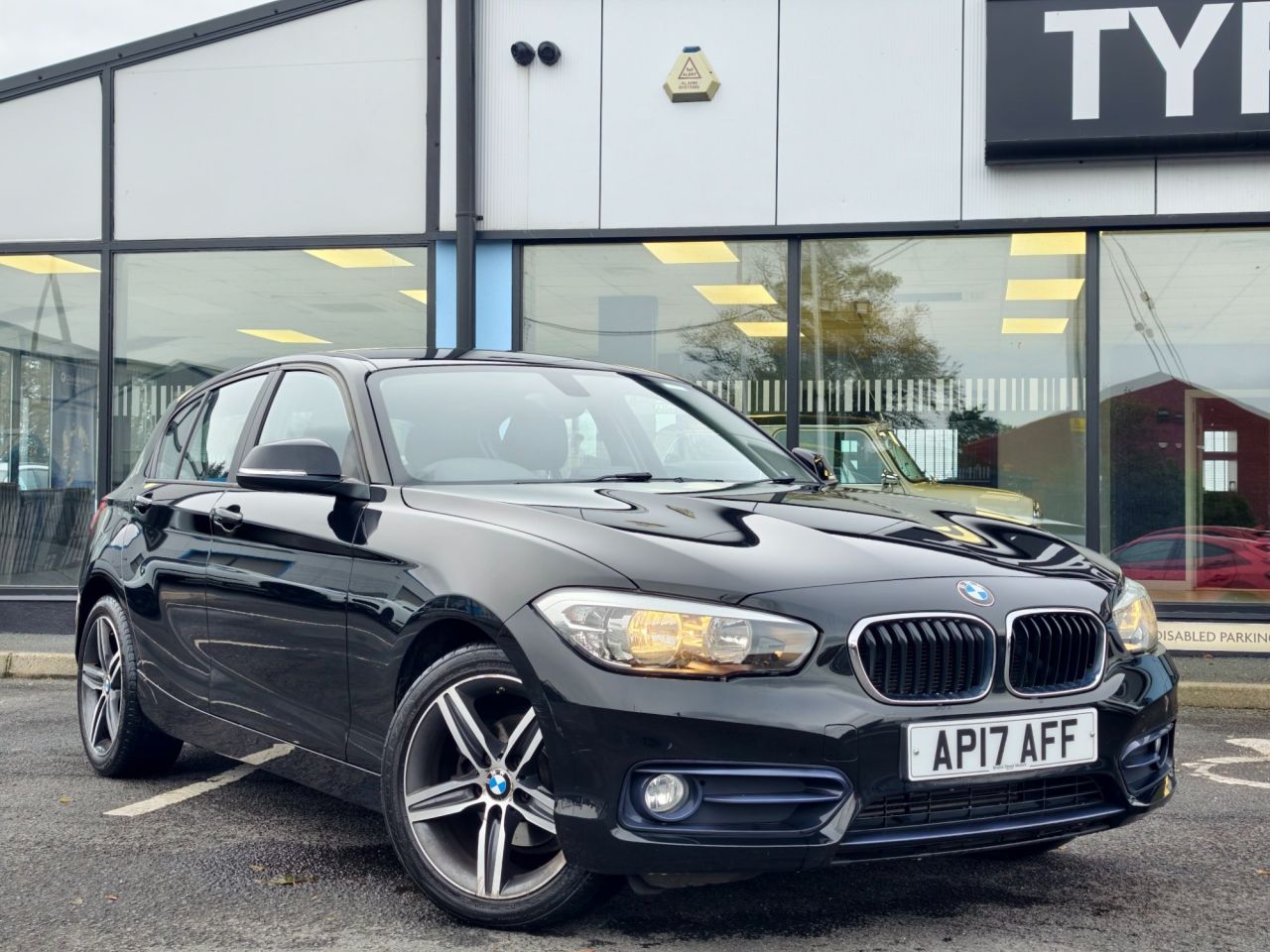 BMW 1 SERIES 2017
