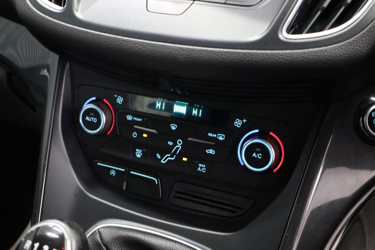 2019 FORD C-MAX 1.5 TDCi Titanium MPV 5dr Diesel Manual Euro 6 (s/s) (120 ps) PARKING SENSO - vehicle photo 34 for sale on PureCar