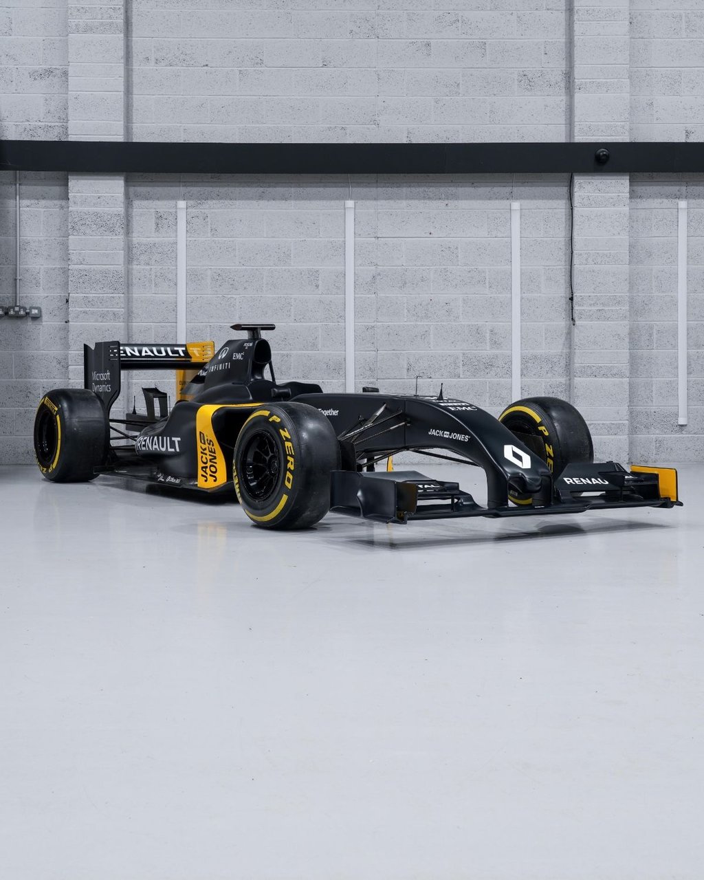 2016 Renault R 16