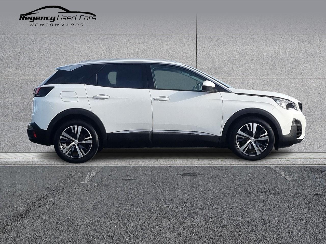 2019 PEUGEOT 1.2 PureTech Allure Euro 6 (s/s) 5dr - vehicle photo 8 for sale on PureCar