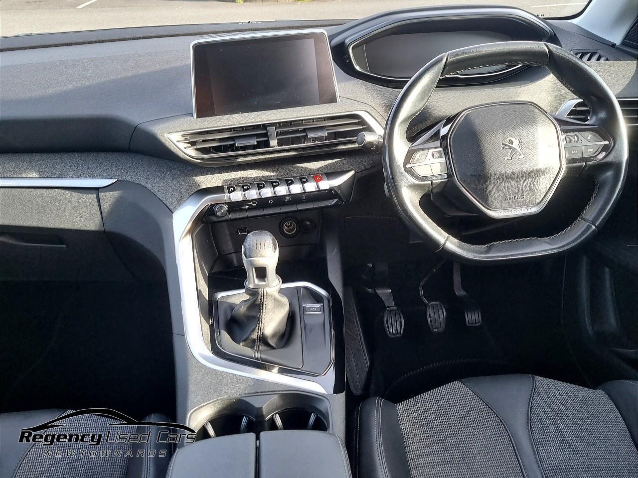 2019 PEUGEOT 1.2 PureTech Allure Euro 6 (s/s) 5dr - vehicle photo 10 for sale on PureCar