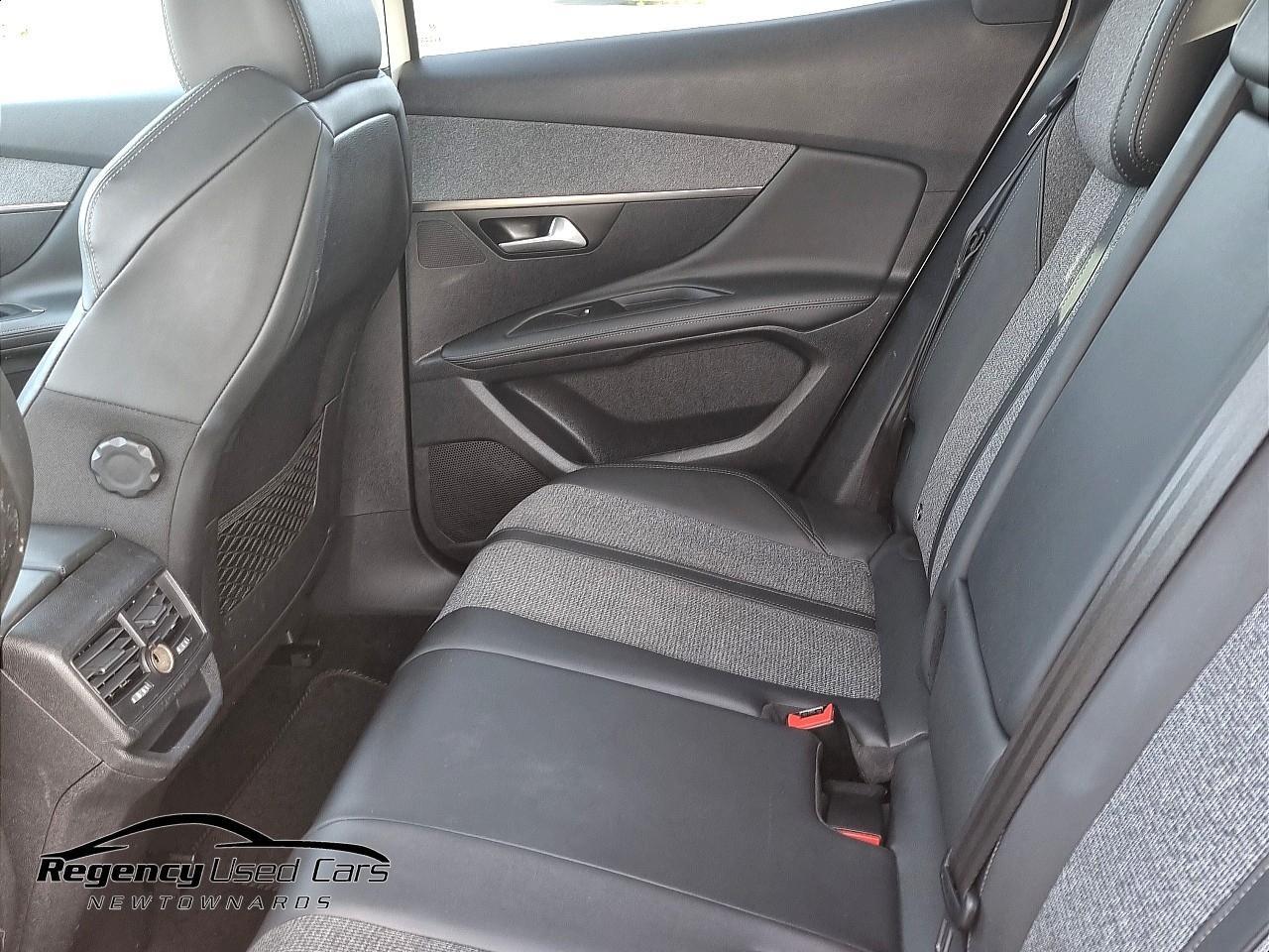 2019 PEUGEOT 1.2 PureTech Allure Euro 6 (s/s) 5dr - vehicle photo 13 for sale on PureCar