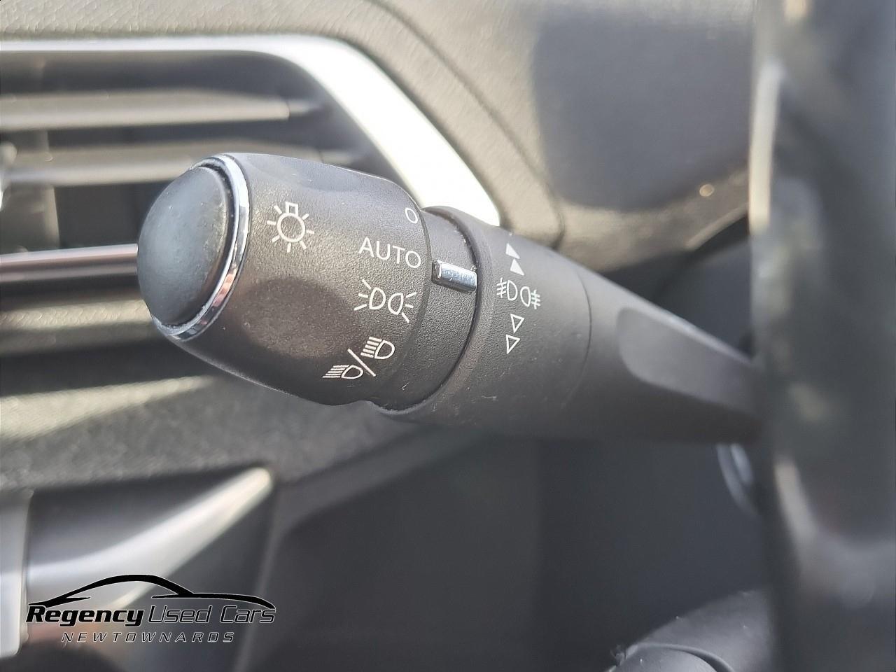 2019 PEUGEOT 1.2 PureTech Allure Euro 6 (s/s) 5dr - vehicle photo 17 for sale on PureCar