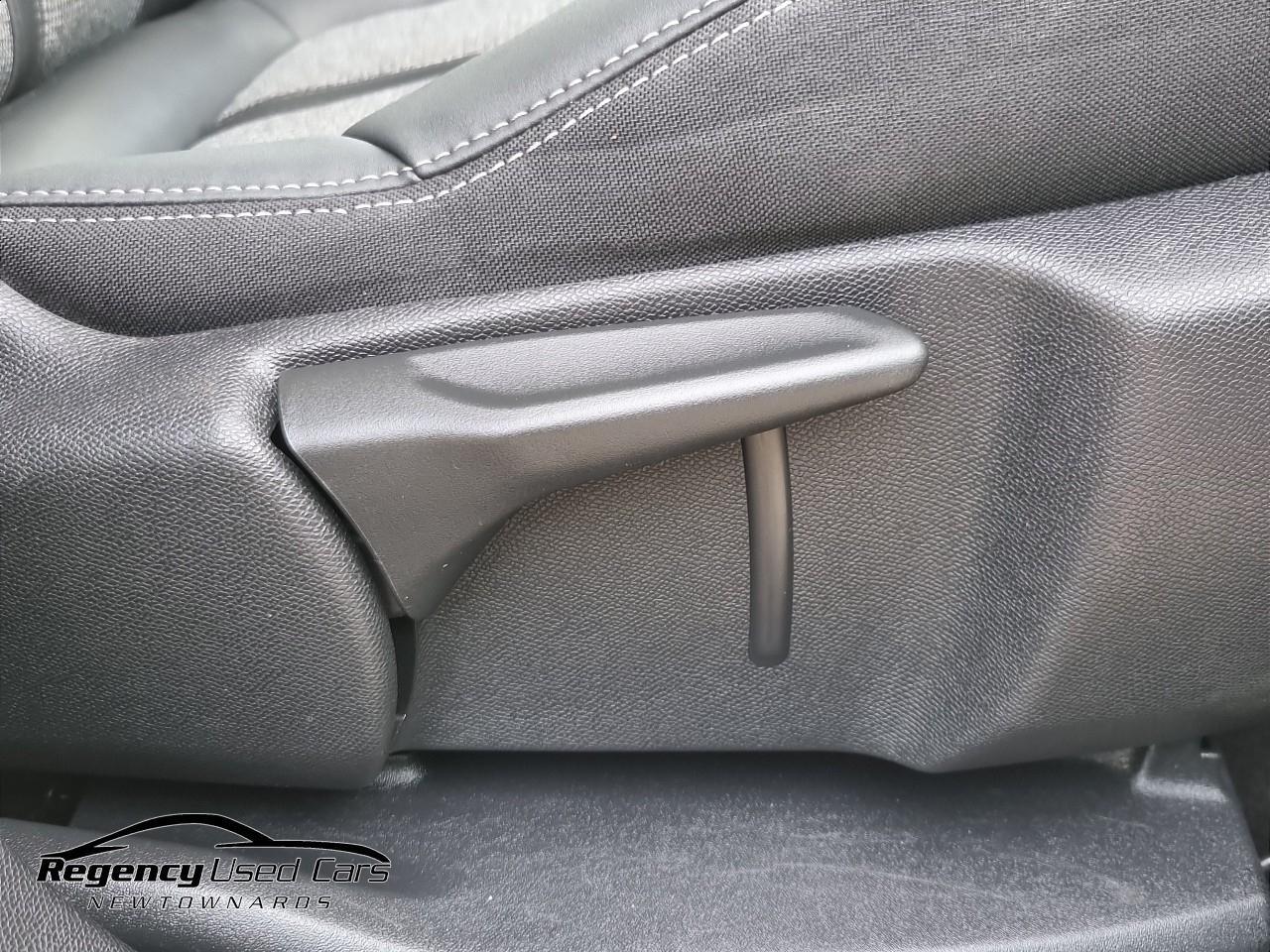 2019 PEUGEOT 1.2 PureTech Allure Euro 6 (s/s) 5dr - vehicle photo 21 for sale on PureCar