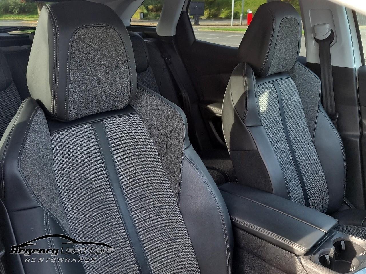 2019 PEUGEOT 1.2 PureTech Allure Euro 6 (s/s) 5dr - vehicle photo 12 for sale on PureCar