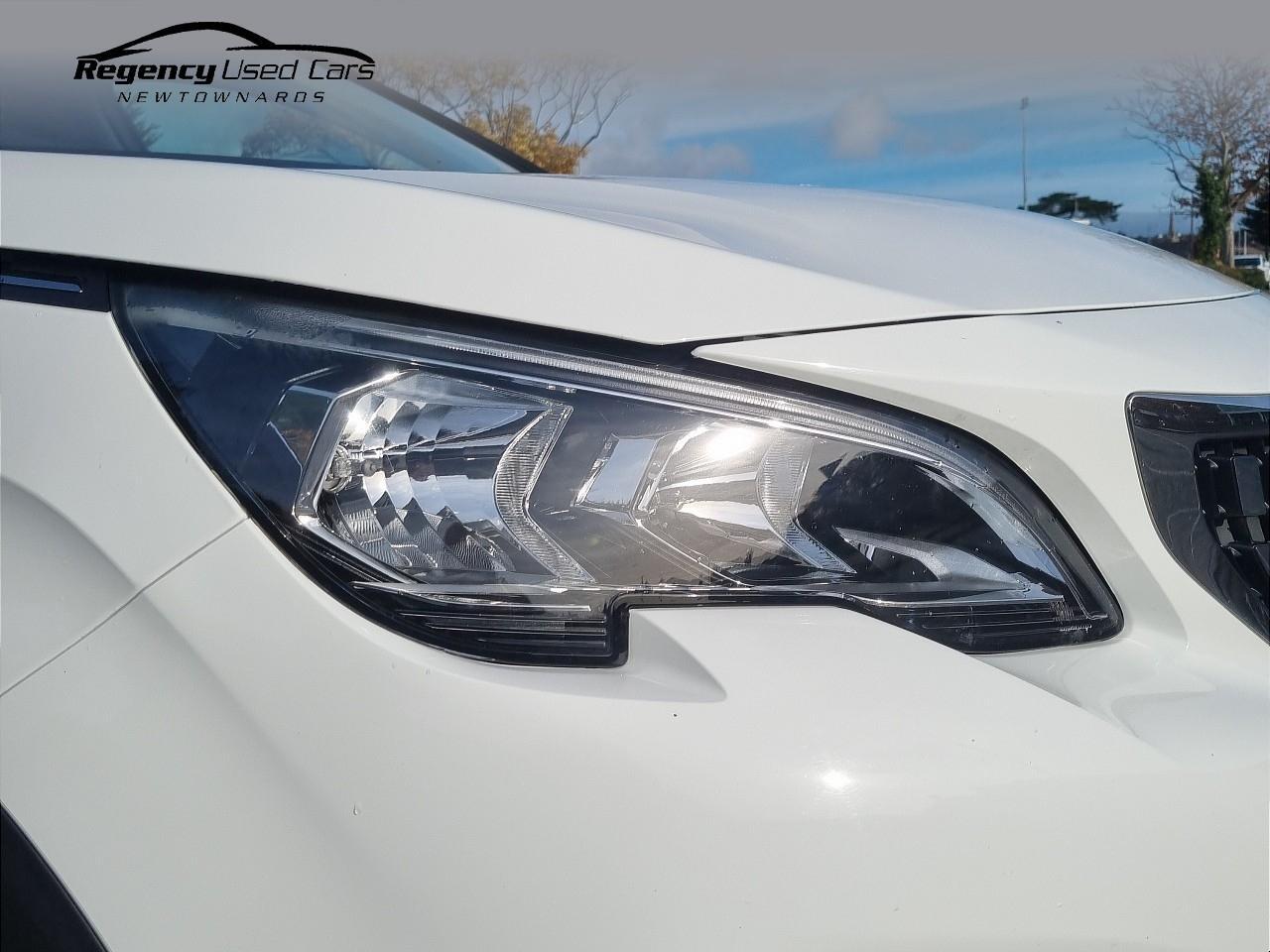 2019 PEUGEOT 1.2 PureTech Allure Euro 6 (s/s) 5dr - vehicle photo 36 for sale on PureCar