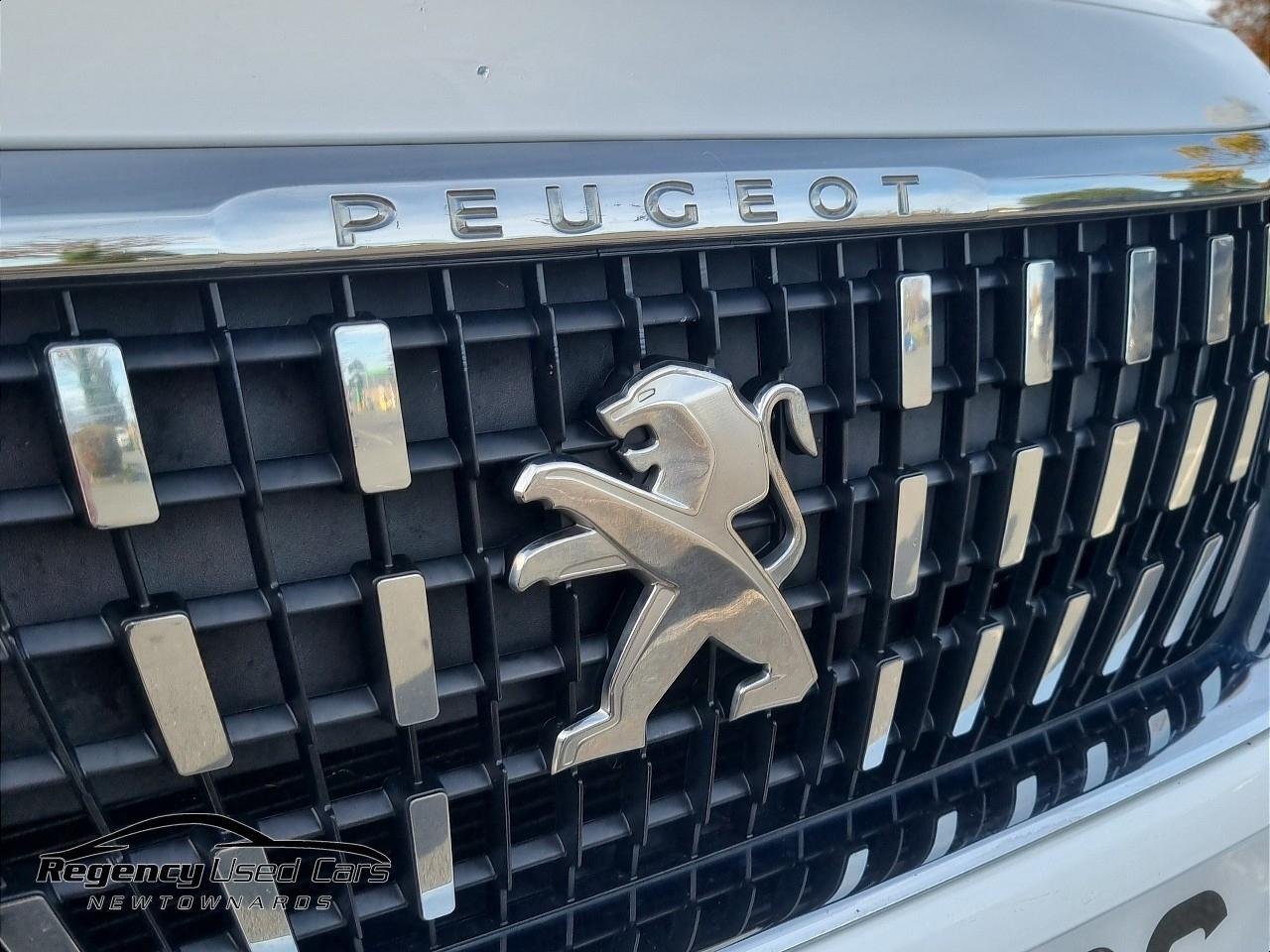 2019 PEUGEOT 1.2 PureTech Allure Euro 6 (s/s) 5dr - vehicle photo 38 for sale on PureCar