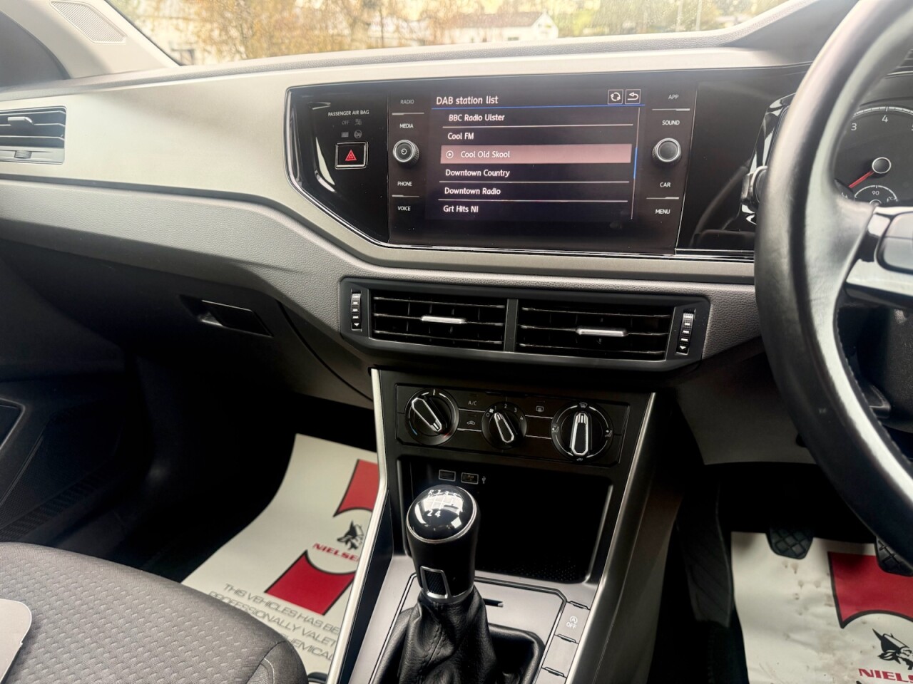 2020 VOLKSWAGEN POLO 1.0 EVO SE Hatchback (ONLY 20000 MILES, LOW INSURANCE) - vehicle photo 10 for sale on PureCar