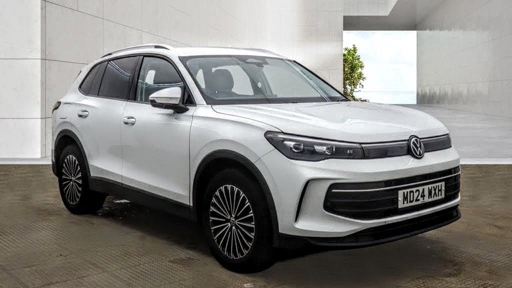 VOLKSWAGEN TIGUAN 2024