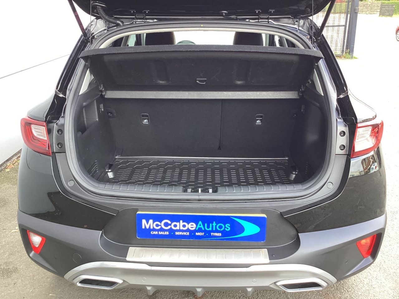 2023 KIA STONIC 1.0 T-GDi MHEV GT-Line S SUV 5dr Petrol Hybrid Manual Euro 6 (s/s) (118 bhp - vehicle photo 6 for sale on PureCar