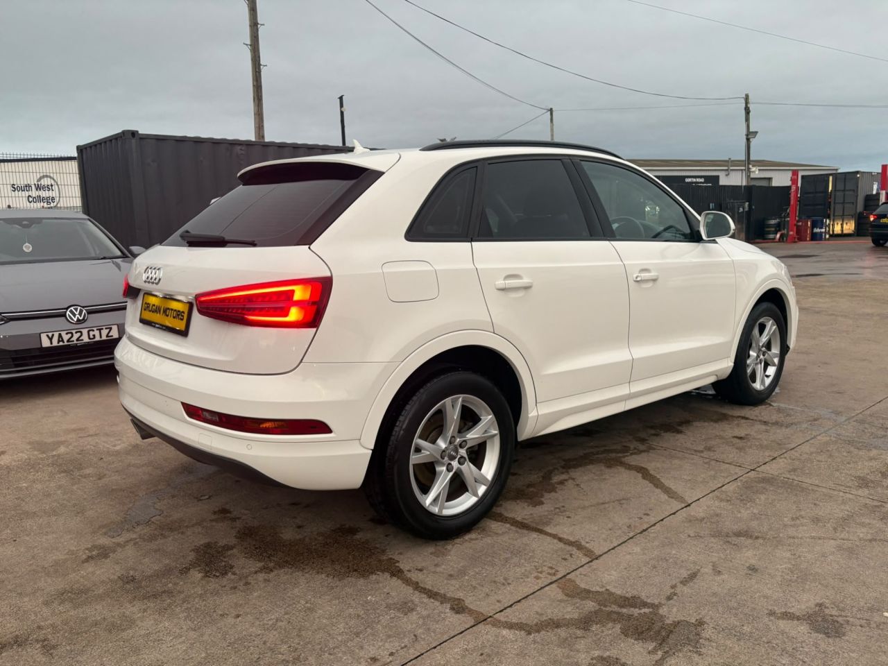 2016 AUDI Q3 2.0 TDI SE SUV 5dr Diesel Manual Euro 6 (s/s) (150 ps) - vehicle photo 3 for sale on PureCar