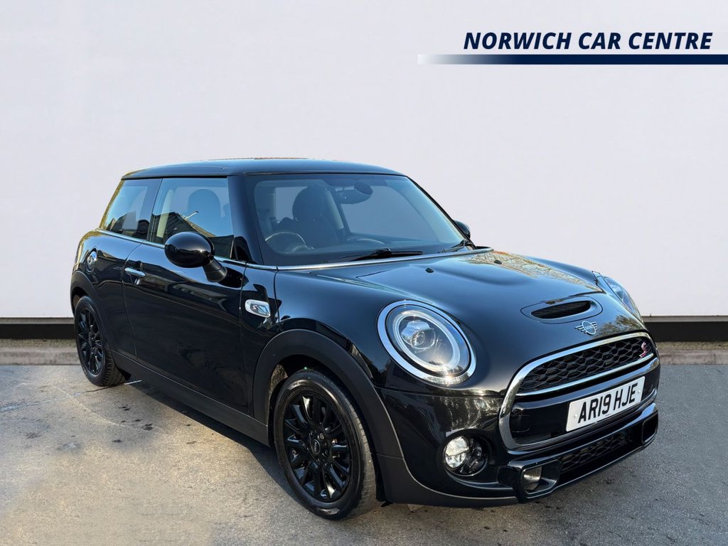 2019 MINI Hatch