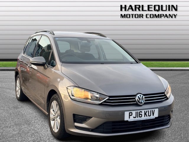 2016 Volkswagen Golf SV