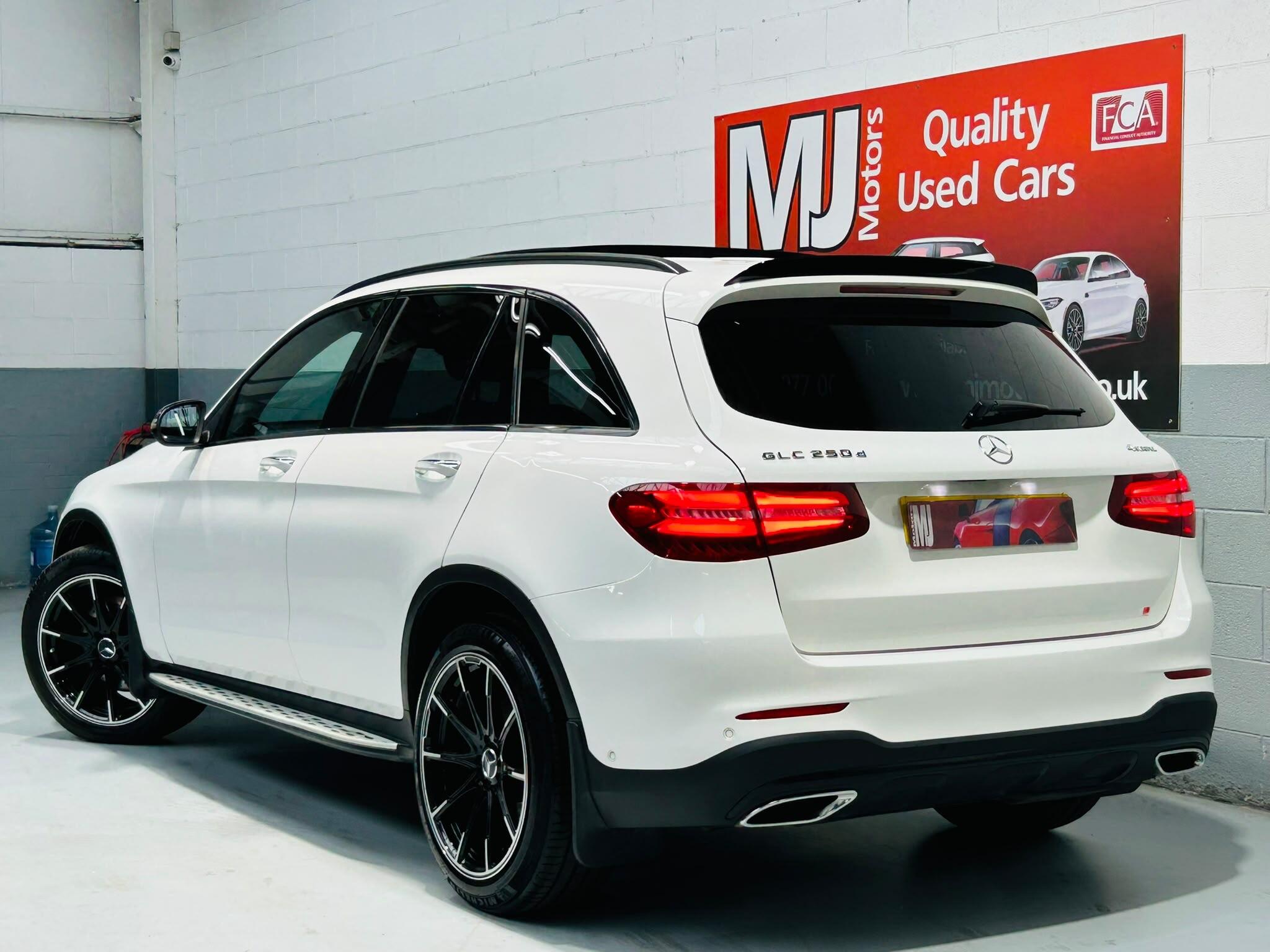 2017 MERCEDES GLC 2.1 GLC250d AMG Line (Premium Plus) G-Tronic 4MATIC Euro 6 (s/s) 5dr - vehicle photo 8 for sale on PureCar