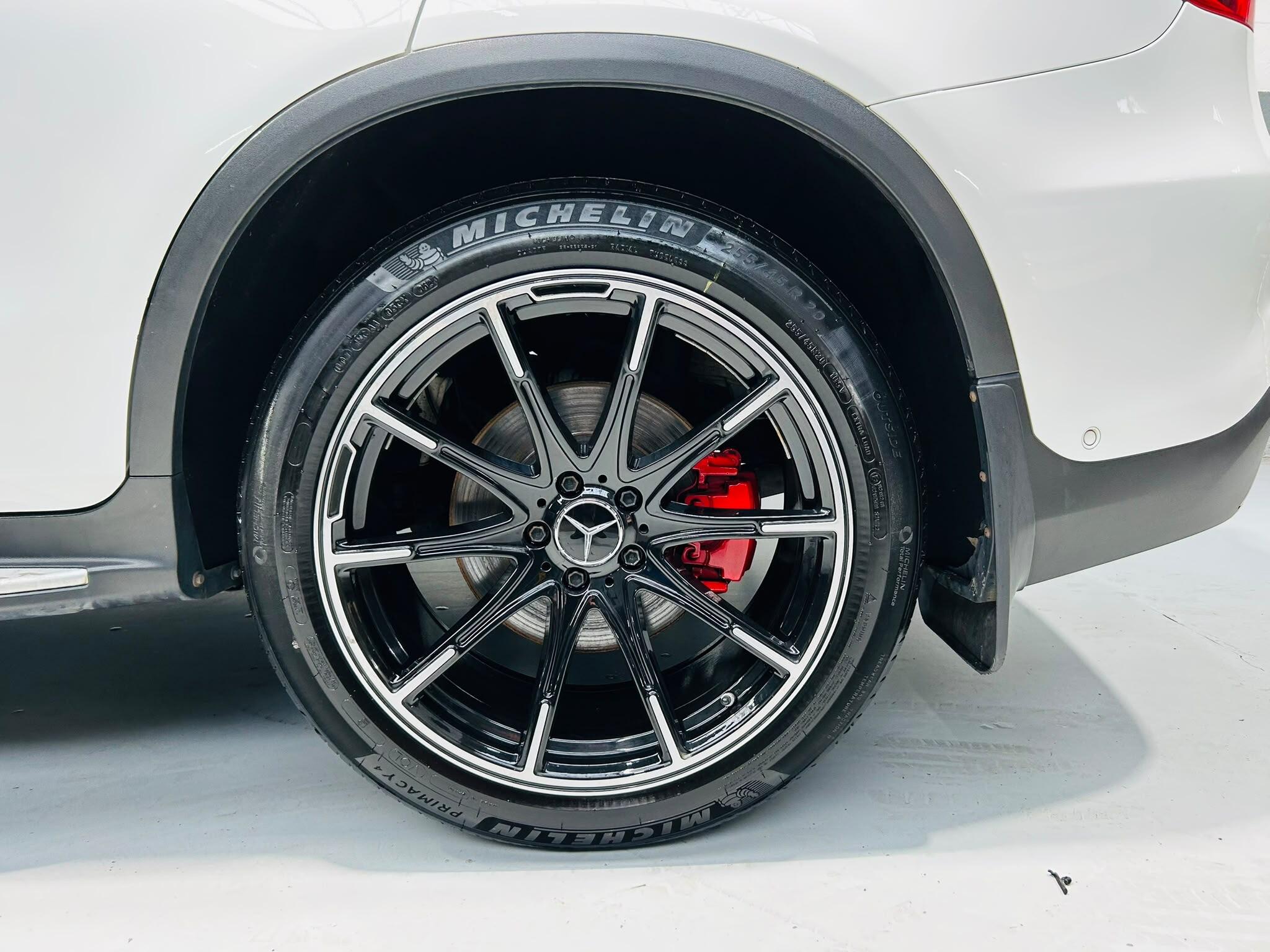 2017 MERCEDES GLC 2.1 GLC250d AMG Line (Premium Plus) G-Tronic 4MATIC Euro 6 (s/s) 5dr - vehicle photo 13 for sale on PureCar