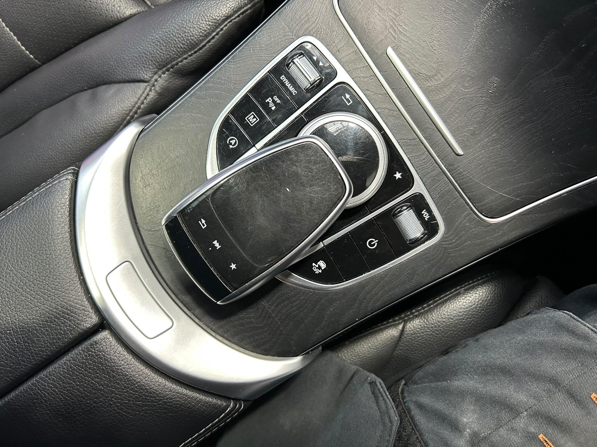 2017 MERCEDES GLC 2.1 GLC250d AMG Line (Premium Plus) G-Tronic 4MATIC Euro 6 (s/s) 5dr - vehicle photo 30 for sale on PureCar