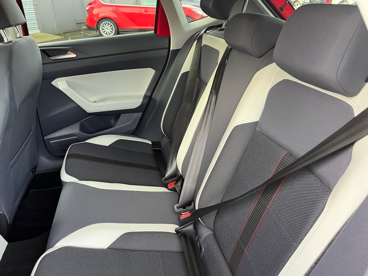 2018 VOLKSWAGEN POLO 1.0 beats Hatchback 5dr Petrol Manual Euro 6 (s/s) (65 ps) - vehicle photo 34 for sale on PureCar