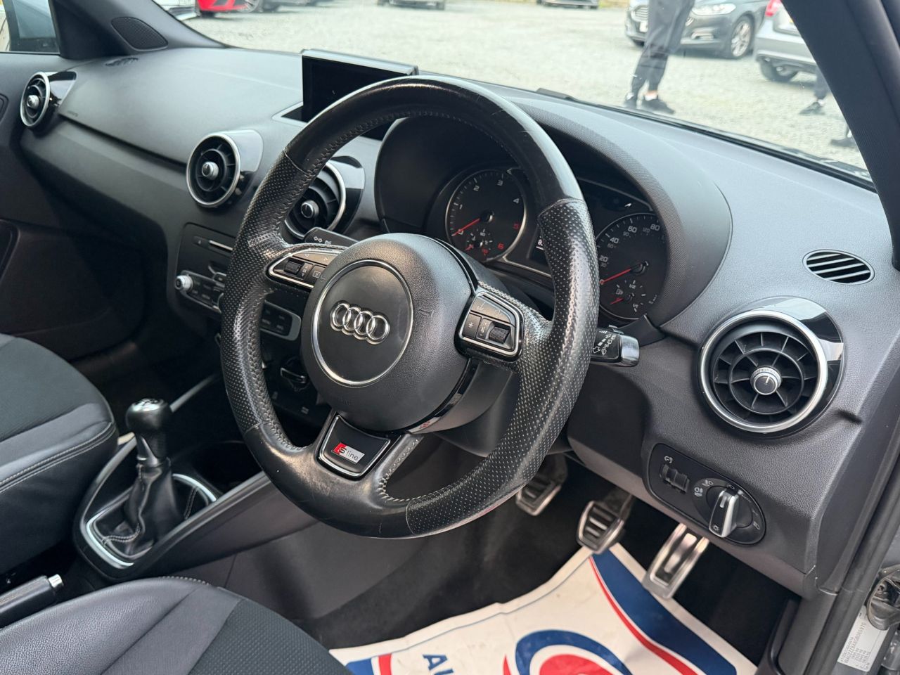 2016 AUDI A1 1.6 TDI S line Sportback 5dr Diesel Manual Euro 6 (s/s) (116 ps) - vehicle photo 8 for sale on PureCar