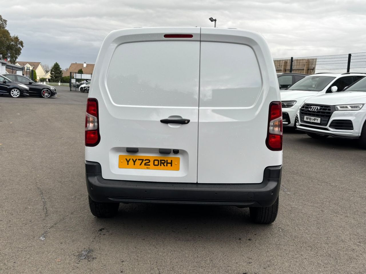 2023 TOYOTA PROACE CITY 1.5 BlueHDi Icon Short Panel Van 5dr Diesel Manual SWB Euro 6 (s/s) (100 bh - vehicle photo 9 for sale on PureCar