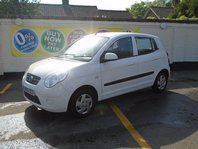2010 10 Kia Picanto 1.0 1 5d 61 BHP