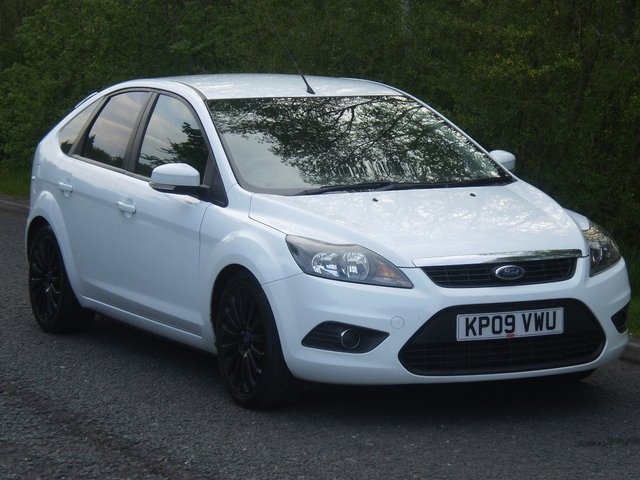 2009 09 Ford Focus 1.6 TITANIUM TDCI 5d 107 BHP