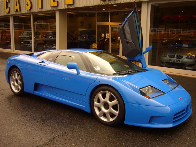 2016 Bugatti EB 110 
