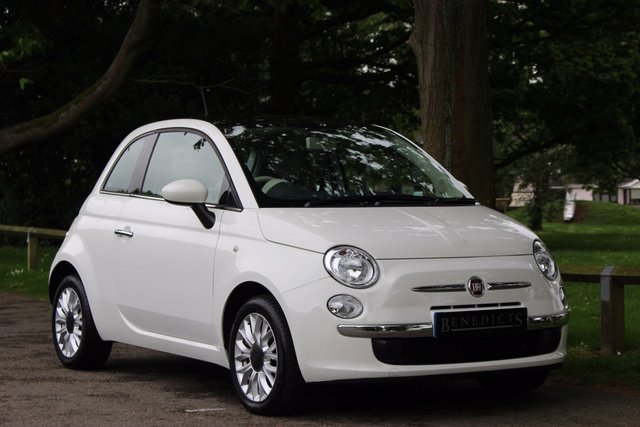 2014 64 Fiat 500 1.2 LOUNGE 3d 69 BHP