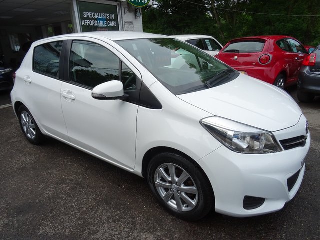 2013 13 Toyota Yaris 1.3 VVT-I TR 5d 98 BHP