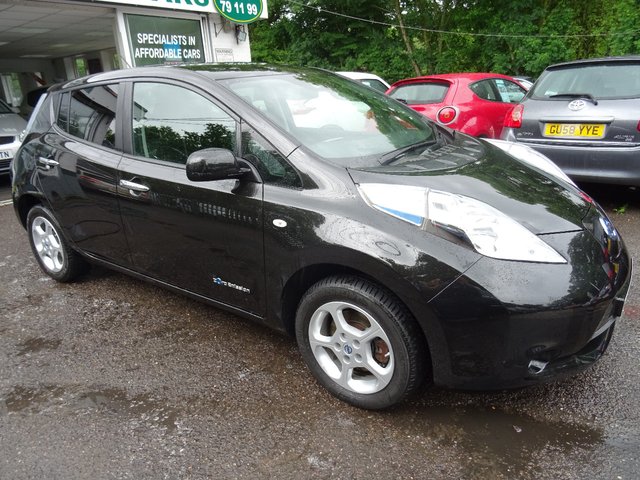 2014 14 Nissan Leaf ACENTA BATTERY, 6.6kw CHARGER & 13amp HOME CHARGER INCLUDED 5d AUTO 109 BHP
