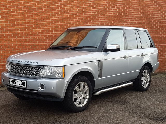 2007 57 Land Rover Range Rover 3.6 TDV8 VOGUE 5d AUTO 272 BHP SAT NAV