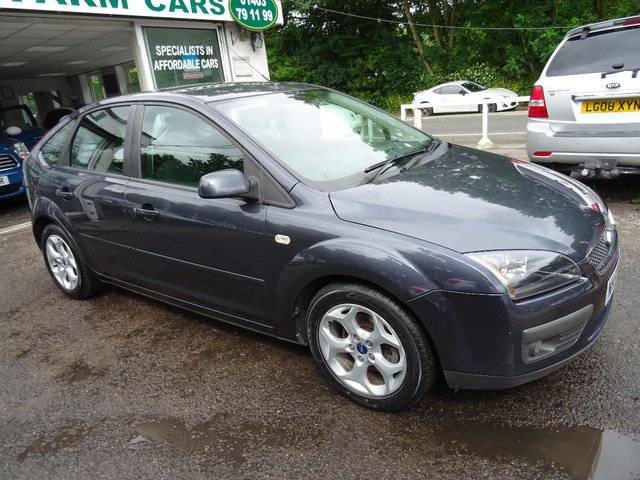 2008 57 Ford Focus 1.6 ZETEC CLIMATE 5d 100 BHP