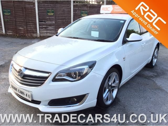2015 15 Vauxhall Insignia 1.8 SRI NAV WITH VXR LINE STYLING IN WHITE