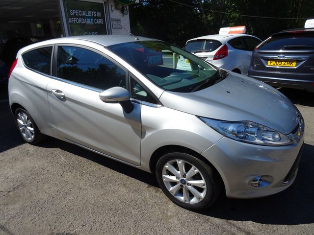 2008 58 Ford Fiesta 1.4 ZETEC 16V 3d 96 BHP