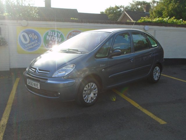 2006 56 Citroen Xsara Picasso 1.6 PICASSO DESIRE 16V 5d 108 BHP