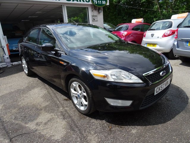 2007 57 Ford Mondeo 2.0 ZETEC TDCI 5d 140 BHP