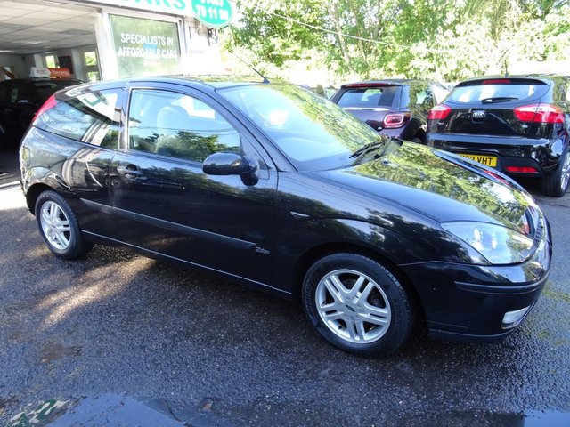 2005 05 Ford Focus 1.6 ZETEC 3d 99 BHP