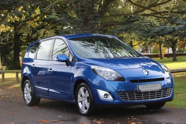 2010 60 Renault Grand Scenic 2.0 DYNAMIQUE TOMTOM DCI FAP 5d AUTO 148 BHP