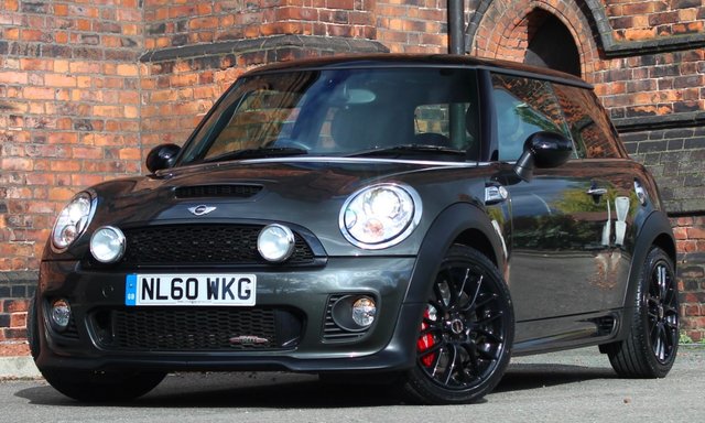 2010 60 MINI Hatch John Cooper Works 1.6 JOHN COOPER WORKS 3d 211 BHP