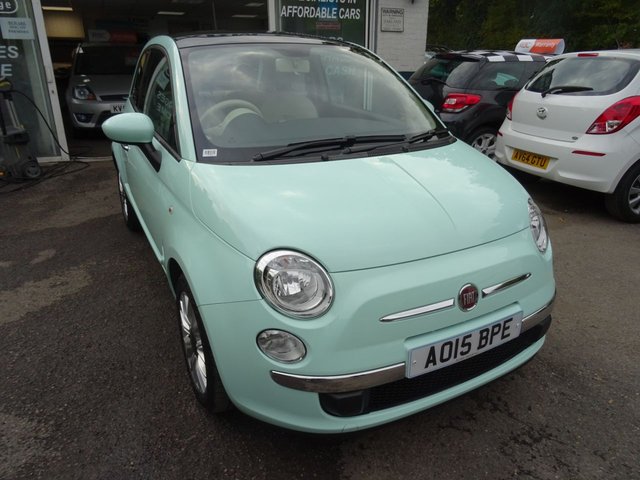 2015 15 Fiat 500 1.2 LOUNGE 3d 69 BHP