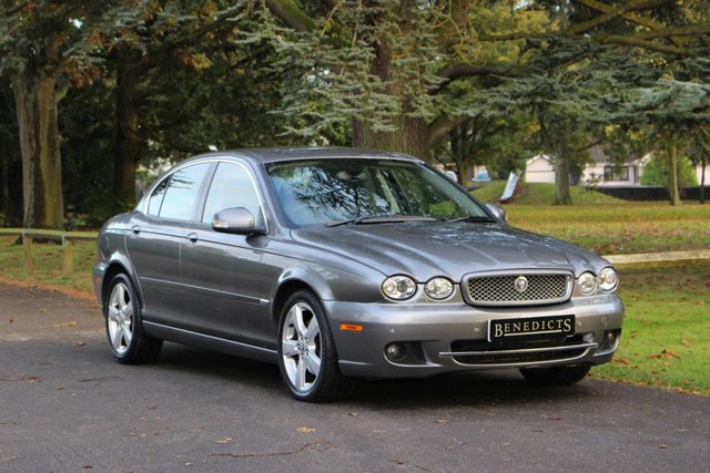 2009 59 Jaguar X-Type 2.2 SE 4d AUTO 145 BHP