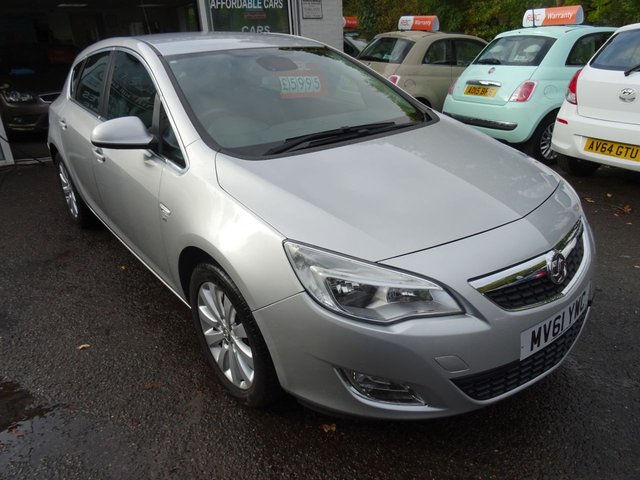 2011 61 Vauxhall Astra 2.0 SE CDTI S/S 5d 163 BHP