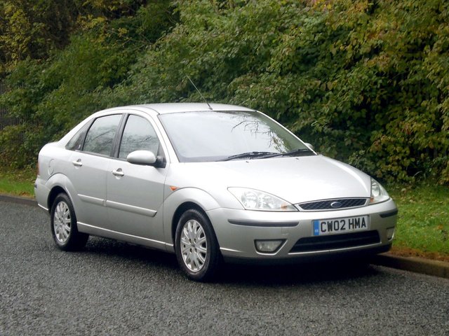 2002 02 Ford Focus 1.6 GHIA 4d 99 BHP