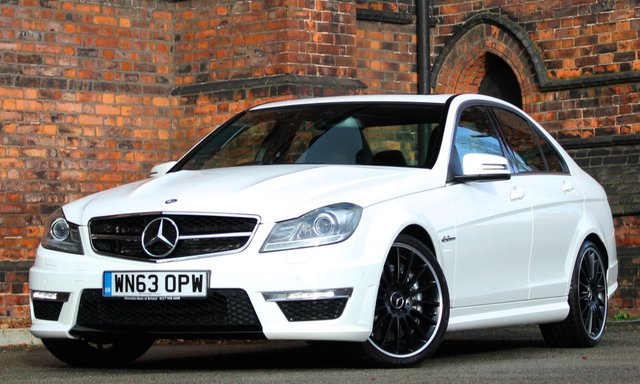 2013 63 Mercedes-Benz C Class 6.2 C63 AMG 4d AUTO 457 BHP
