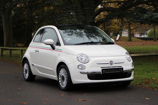 2009 59 Fiat 500 1.2 LOUNGE 3d 69 BHP