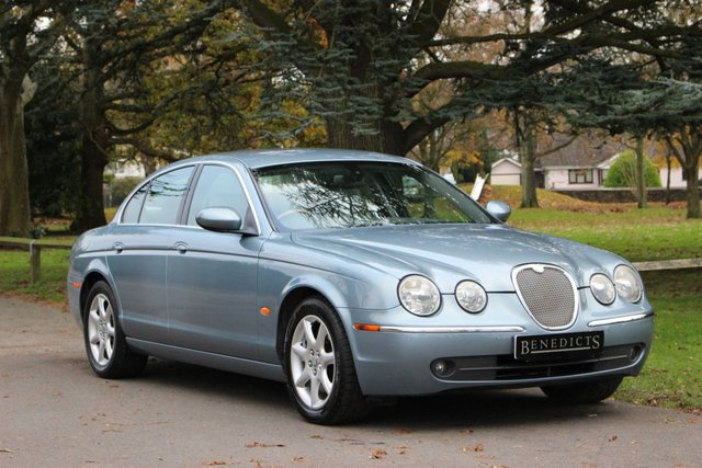 2004 54 Jaguar S-Type 2.7 V6 SE 4d AUTO 206 BHP